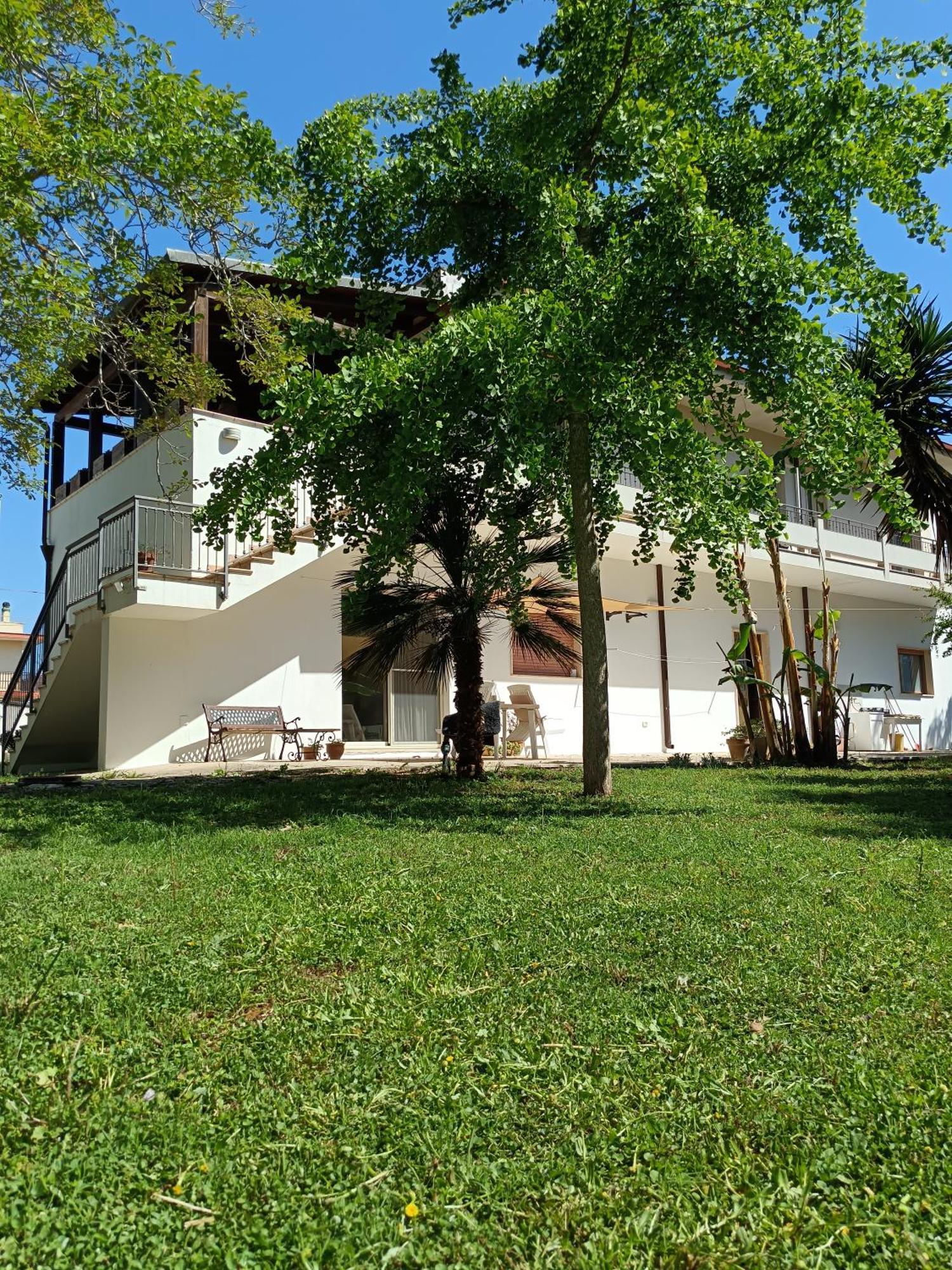 La Casa Del Noce Villa Ruffano Exterior photo